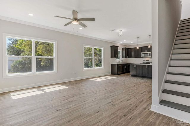 1301 Dr Martin Luther King Jr Dr, Pensacola, FL 32503