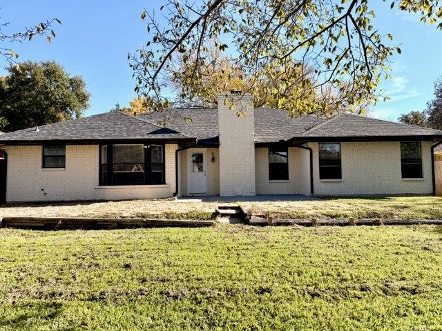 3812 Lynbrook Lane, Arlington, TX 76015