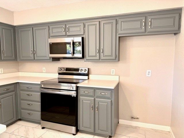 3812 Lynbrook Lane, Arlington, TX 76015