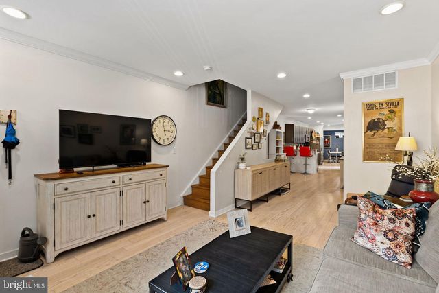 830 MCKEAN ST, Philadelphia, PA 19148