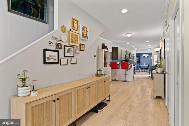 830 MCKEAN ST, Philadelphia, PA 19148