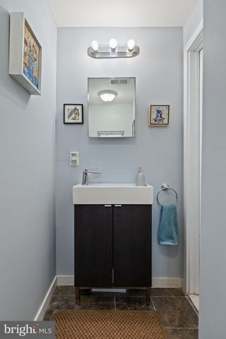 830 MCKEAN ST, Philadelphia, PA 19148