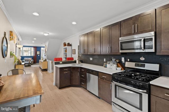 830 MCKEAN ST, Philadelphia, PA 19148