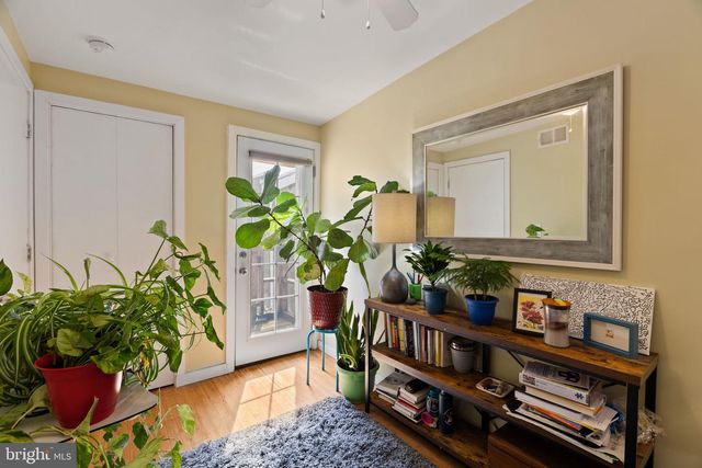 830 MCKEAN ST, Philadelphia, PA 19148