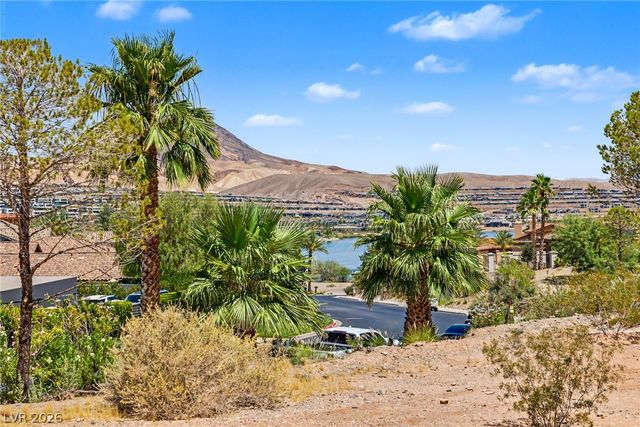 12 Rue Mediterra Drive, Henderson, NV 89011