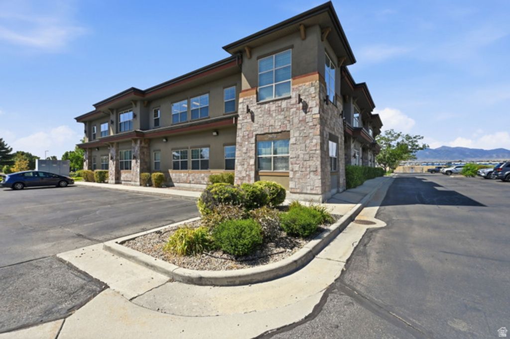 7478 S CAMPUS DR #201, West Jordan, UT 84084 — exterior