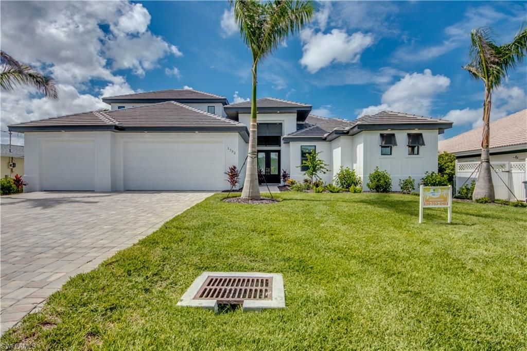 1732 SE 40th TER, CAPE CORAL, FL 33904 — exterior