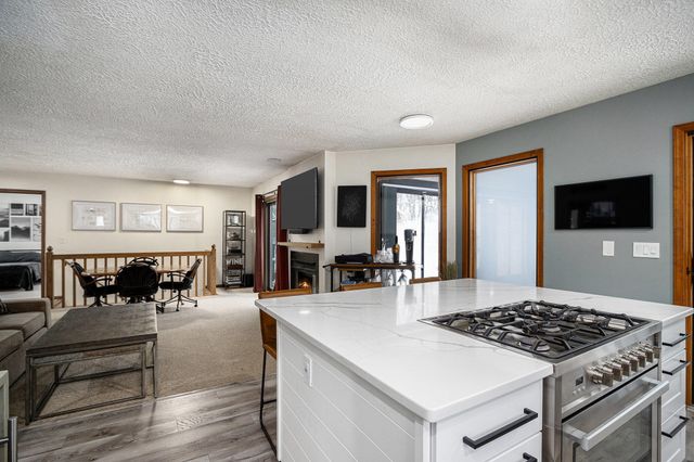 3230 Woodhams Avenue, Portage, MI 49002