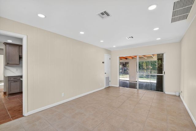 371 W 34th Street, Riviera Beach, FL 33404