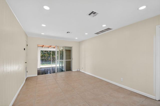 371 W 34th Street, Riviera Beach, FL 33404