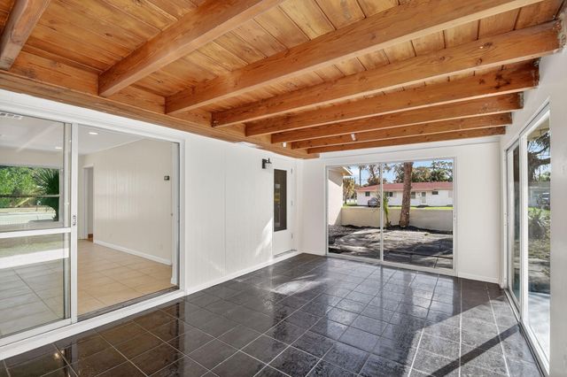 371 W 34th Street, Riviera Beach, FL 33404