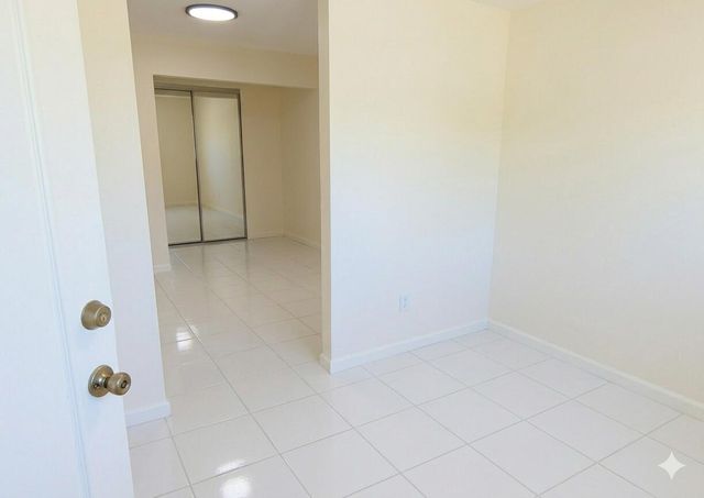 371 W 34th Street, Riviera Beach, FL 33404