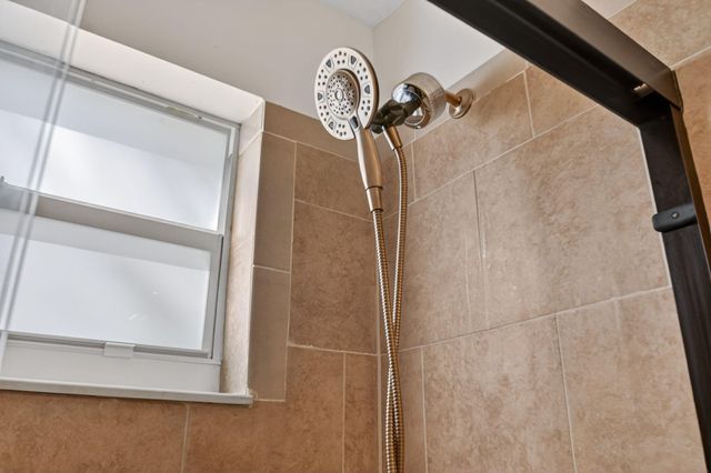 371 W 34th Street, Riviera Beach, FL 33404