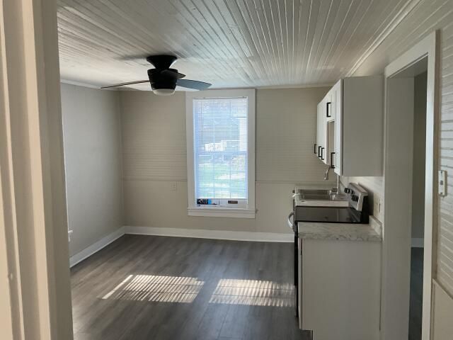 201 Hammett Street, Honea Path, SC 29654