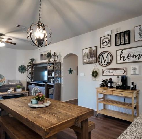 1705 Diamond Mountain Drive, Rosharon, TX 77583