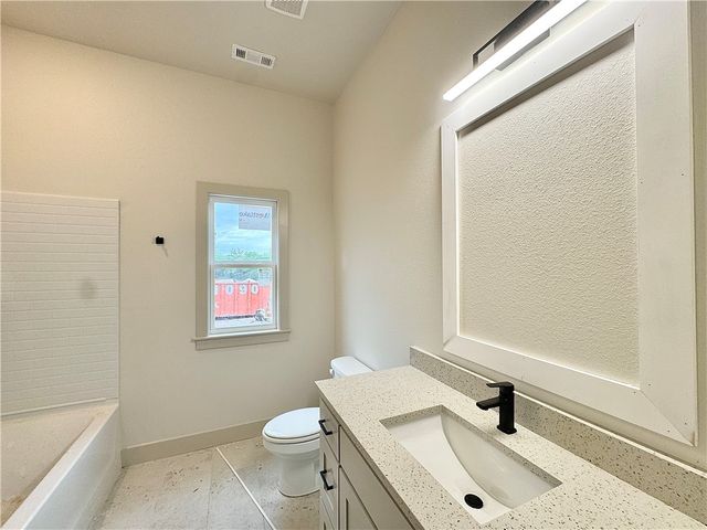 2832 N Sumac Drive, Fayetteville, AR 72703