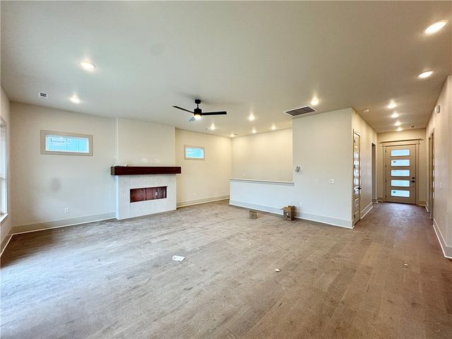 2832 N Sumac Drive, Fayetteville, AR 72703