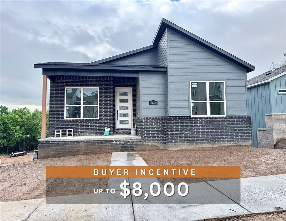 2832 N Sumac Drive, Fayetteville, AR 72703