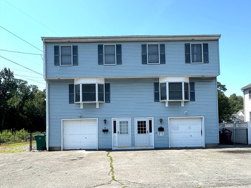81 Eugene St 1, Lowell, MA 01852