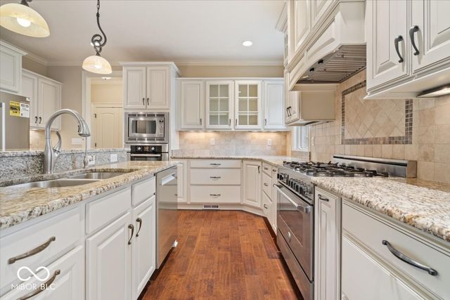 3291 Homestretch Drive, Carmel, IN 46032