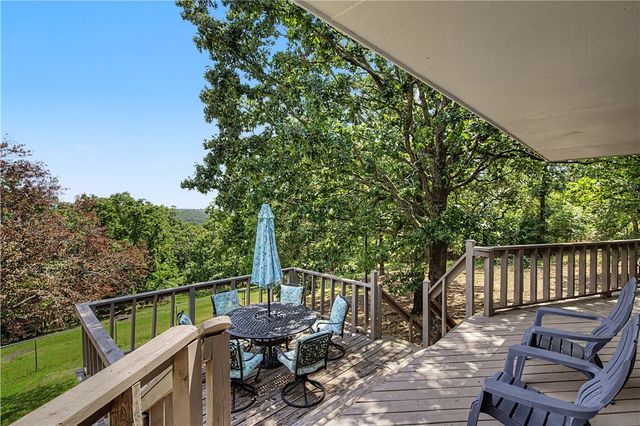 527 Beverly Hills Drive, Van Buren, AR 72956