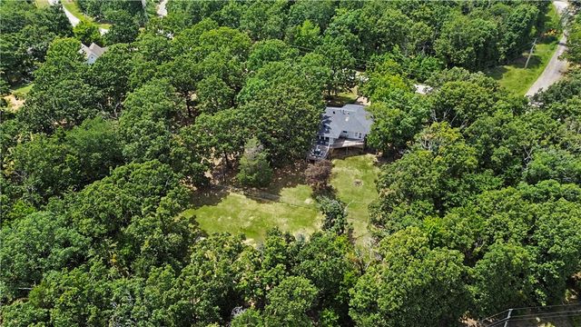 527 Beverly Hills Drive, Van Buren, AR 72956