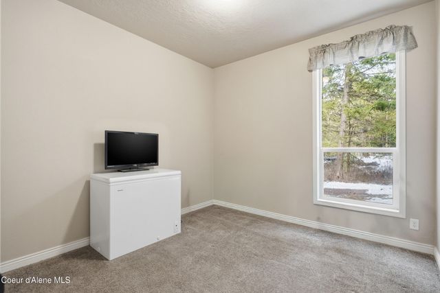 31480 N Riffle RD, Spirit Lake, ID 83869