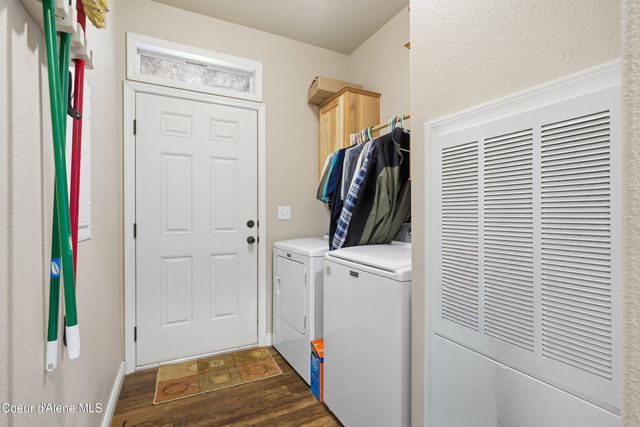 31480 N Riffle RD, Spirit Lake, ID 83869