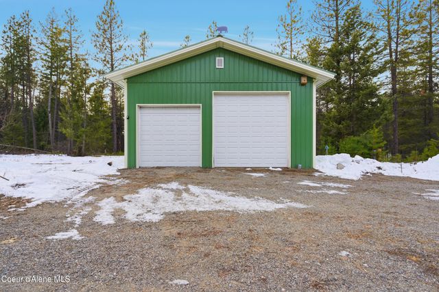 31480 N Riffle RD, Spirit Lake, ID 83869