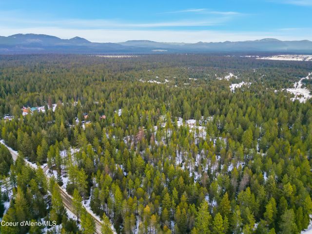 31480 N Riffle RD, Spirit Lake, ID 83869