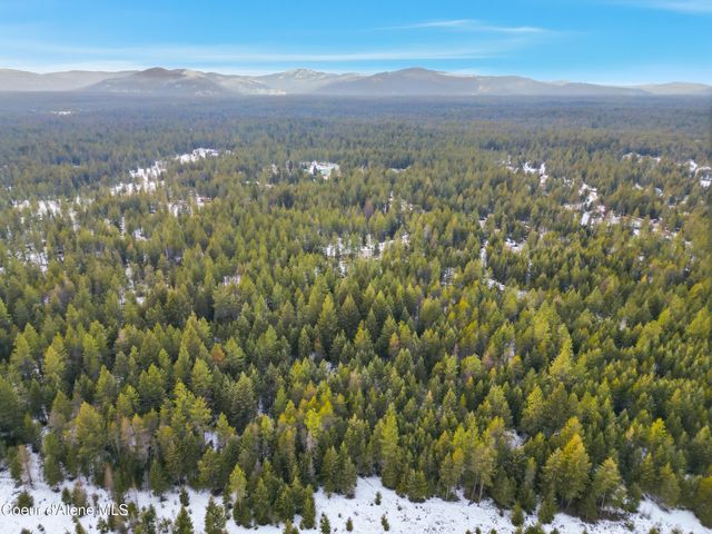 31480 N Riffle RD, Spirit Lake, ID 83869