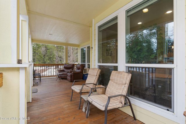 31480 N Riffle RD, Spirit Lake, ID 83869