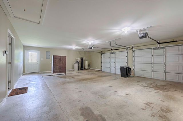3545 E I 10 Frontage RD, Schulenburg, TX 78956