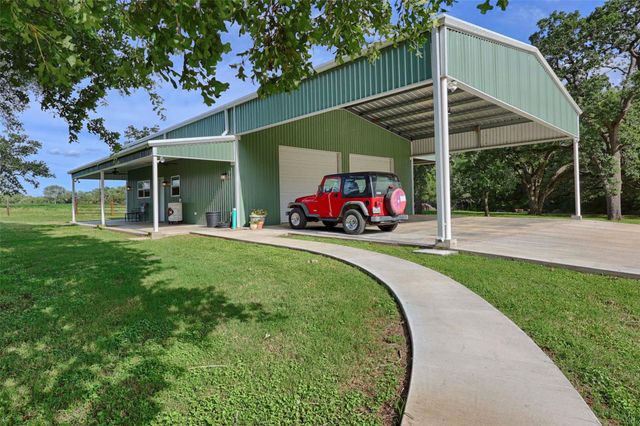3545 E I 10 Frontage RD, Schulenburg, TX 78956