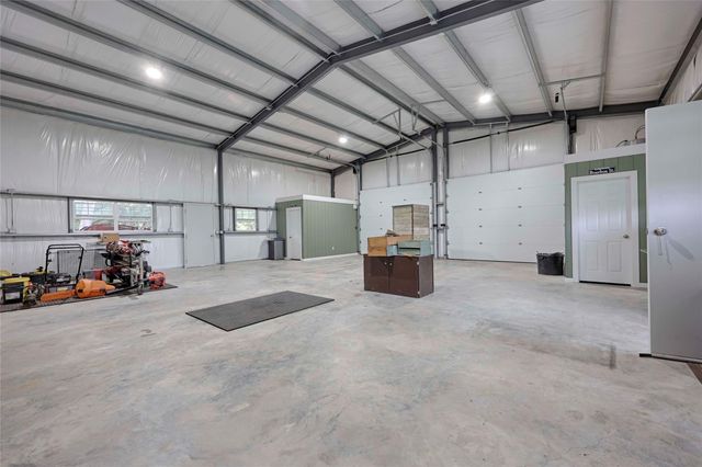3545 E I 10 Frontage RD, Schulenburg, TX 78956