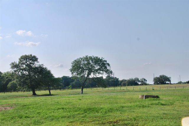 3545 E I 10 Frontage RD, Schulenburg, TX 78956