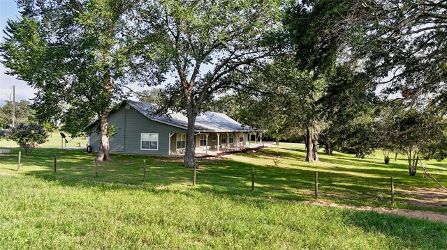 3545 E I 10 Frontage RD, Schulenburg, TX 78956