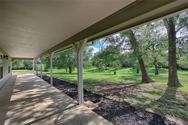 3545 E I 10 Frontage RD, Schulenburg, TX 78956