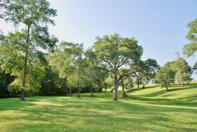 3545 E I 10 Frontage RD, Schulenburg, TX 78956