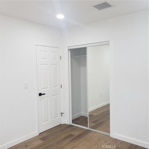 18736 Hart, Reseda, CA 91335