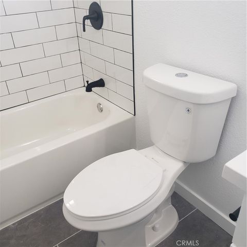 18736 Hart, Reseda, CA 91335
