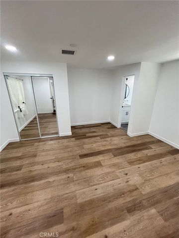 18736 Hart, Reseda, CA 91335