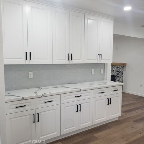 18736 Hart, Reseda, CA 91335