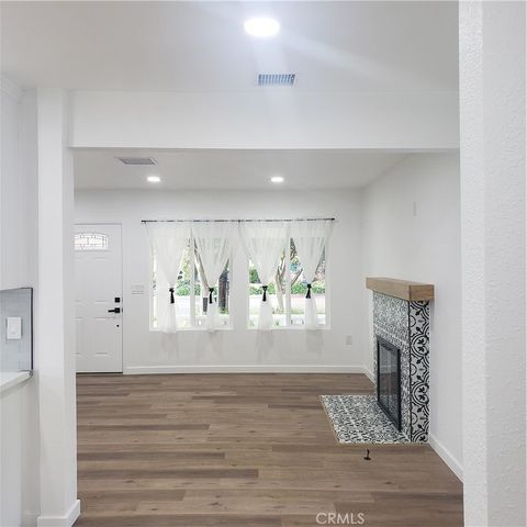 18736 Hart, Reseda, CA 91335