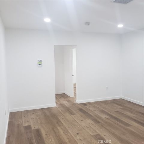 18736 Hart, Reseda, CA 91335