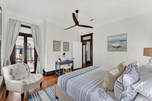 812 19th Street, Galveston, TX 77550