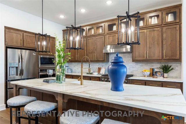 11741 Hackford, San Antonio, TX 78254