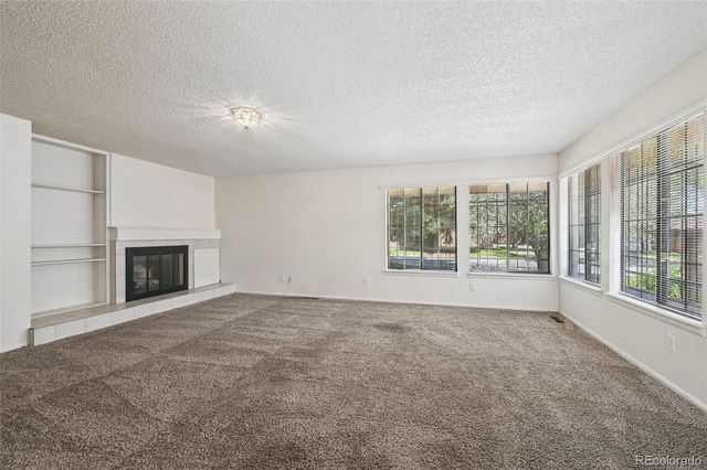 82 S Eagle Circle, Aurora, CO 80012