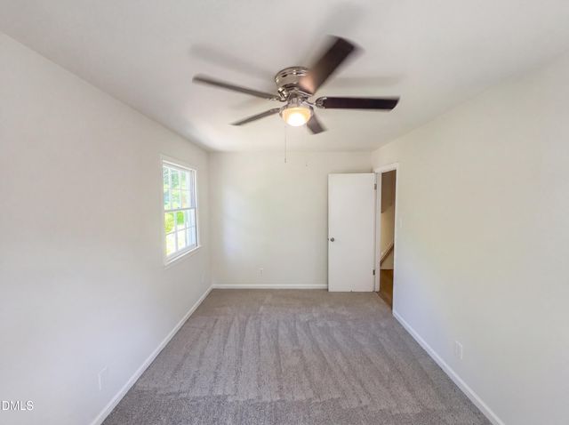 801 Daleview Court, Greensboro, NC 27406