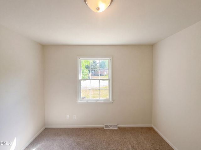 801 Daleview Court, Greensboro, NC 27406